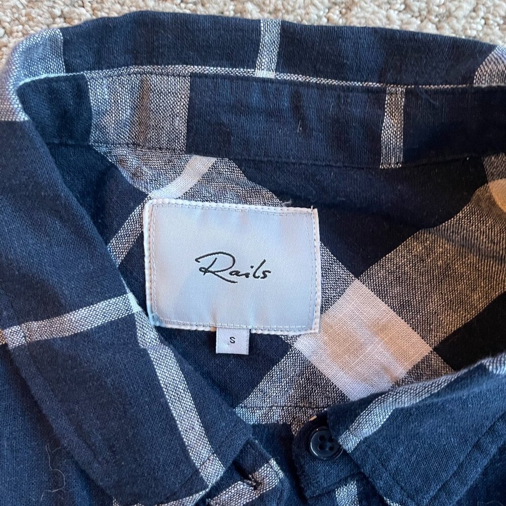 Rails Size Small Button Down
